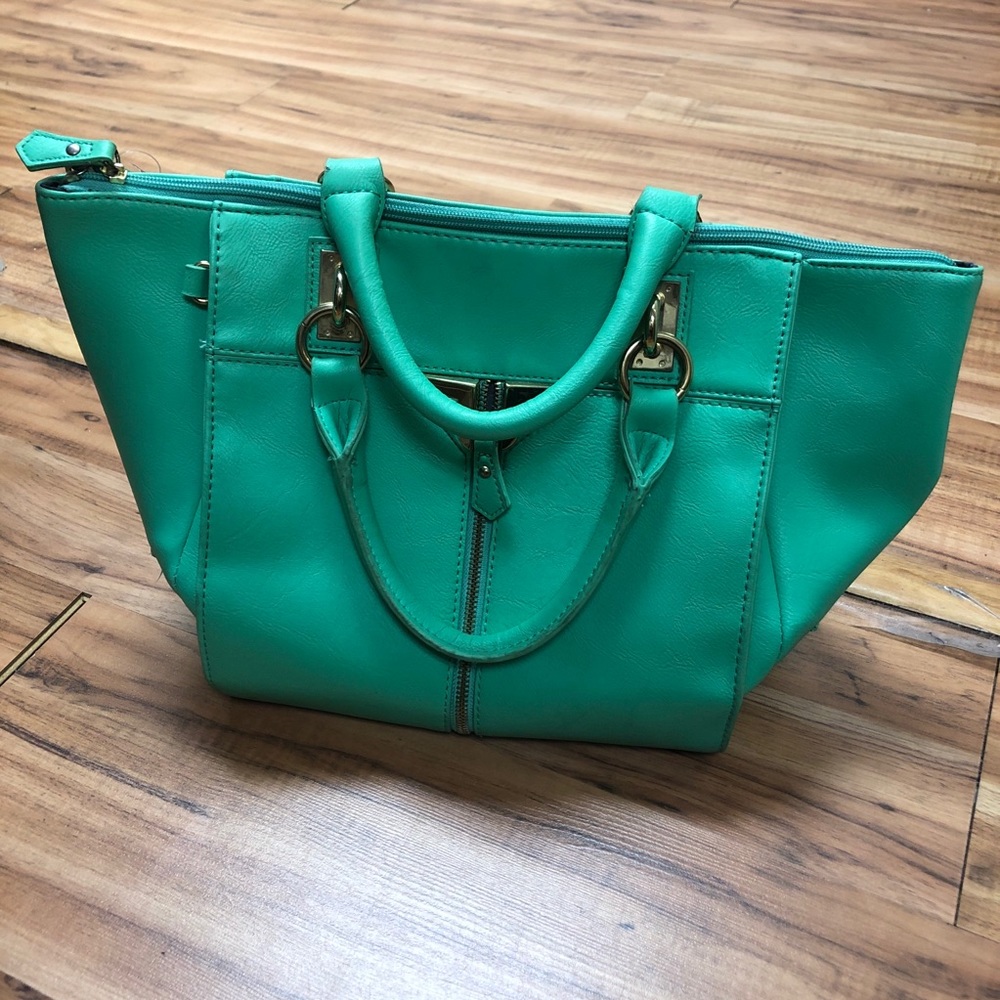Danielle Nicole green purse - Picture 1 of 5